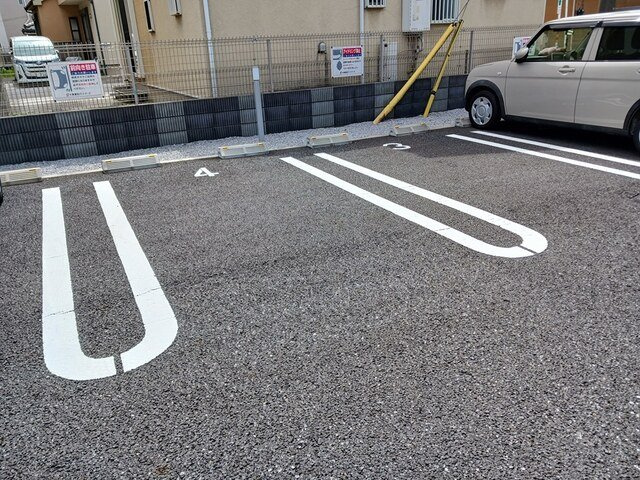 フェリステージ　Ⅰの駐車場