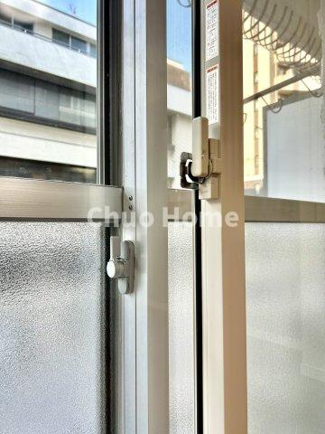 秀和亀戸2丁目レジデンスの内装|二重サッシにつきまして防音性良好です