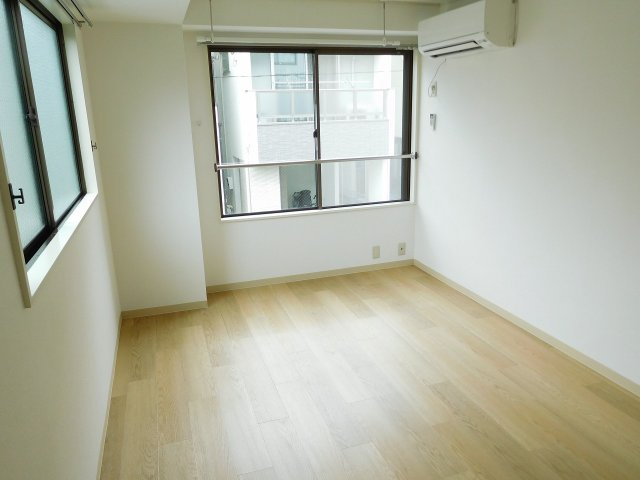 KOJIMA-BLDGの寝室