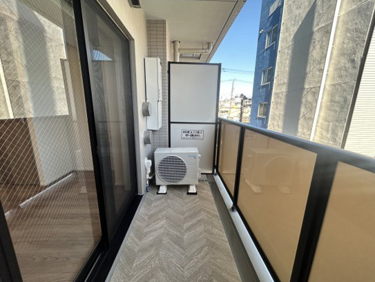 【バルコニー】