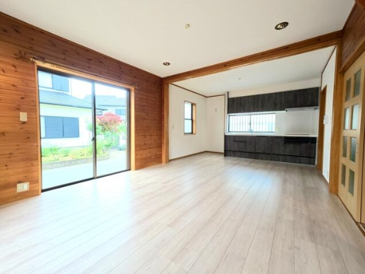 岩出市中黒の居間・リビング