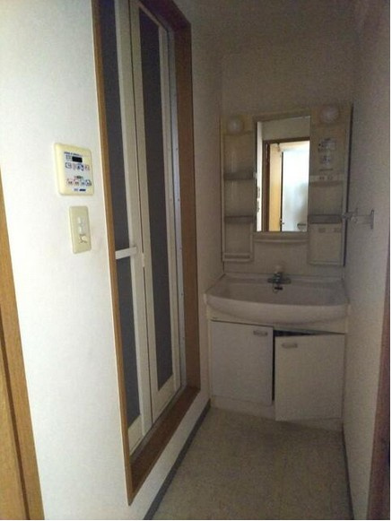 【独立洗面台】