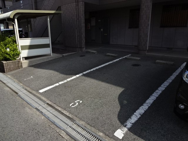 ビアンシャトレーンの駐車場