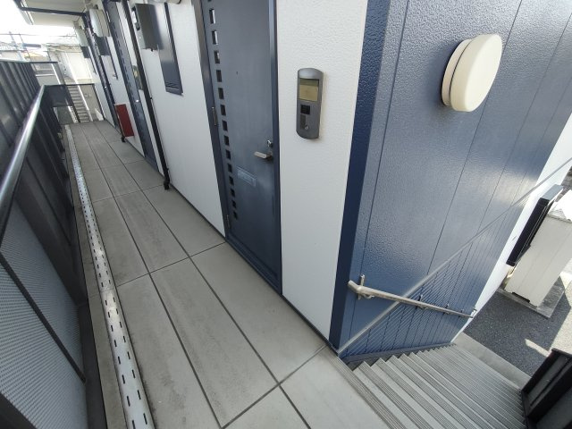 城山ハイツD棟のその他共用部分|お部屋までの通路です