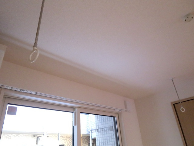 ステラカーサの設備|室内干し用の金具です♪