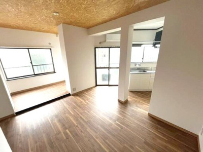 【居間・リビング】 | 反町戸建て