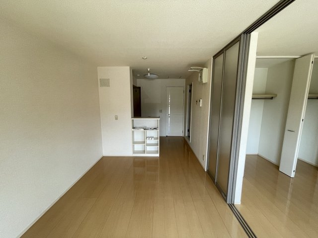 コンフォール・ヴィラ　Ｃ棟の居間・リビング