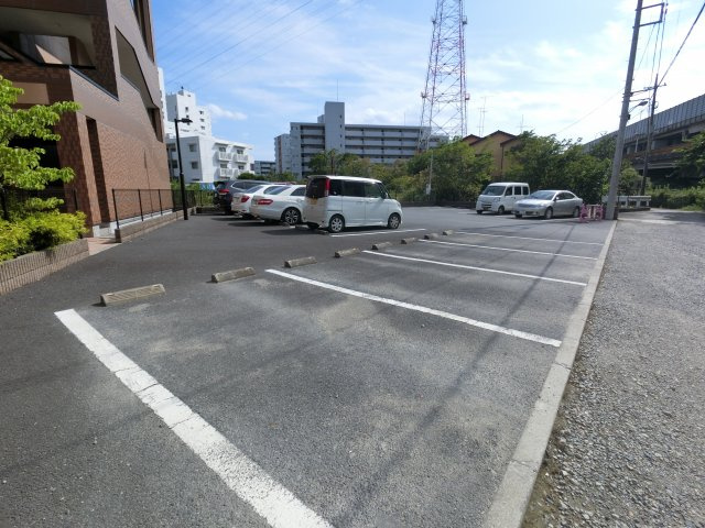 【駐車場】