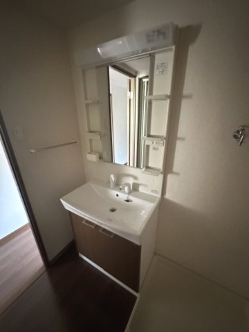 【独立洗面台】