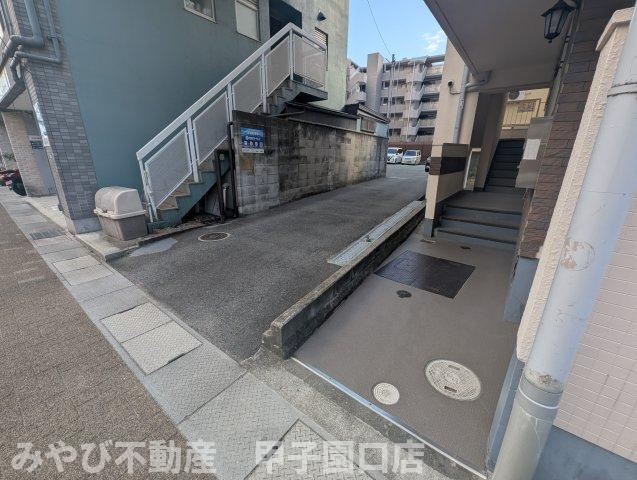 フタミハイツのエントランス