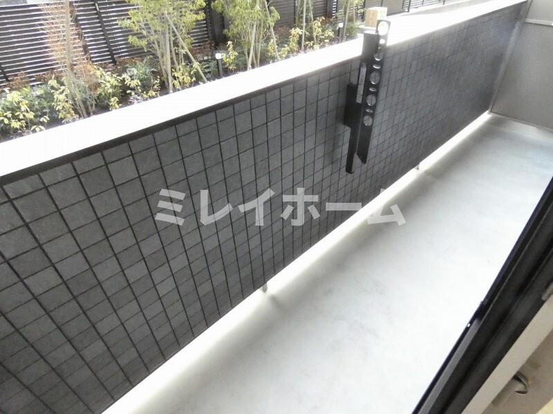 玉南ビルのバルコニー