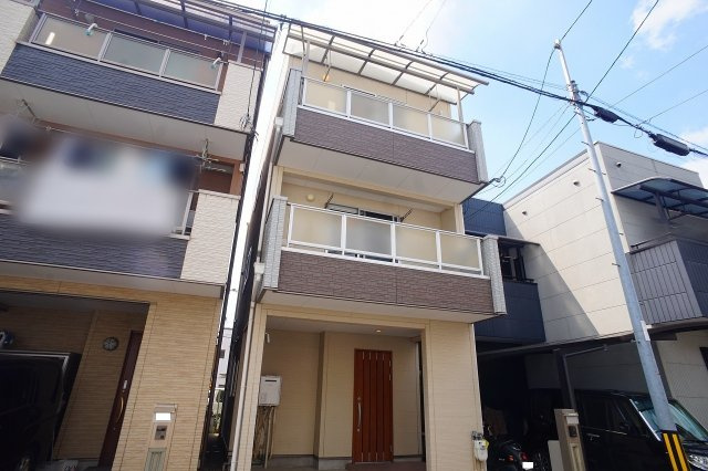 【外観】 | 東大阪市花園西町1丁目 | 【平成20年6月築☆】ローン返済目安：月々約63723円（頭金0円、変動金利0.875％、返済期間40年、ボーナス払い無しで試算しています）