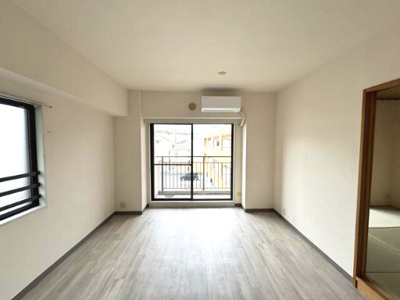 【居間・リビング】 | フラット三ツ沢公園