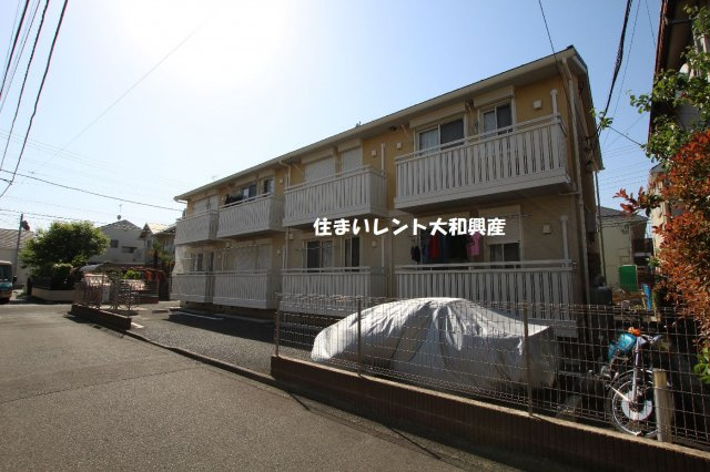 セジュール上鶴間の外観