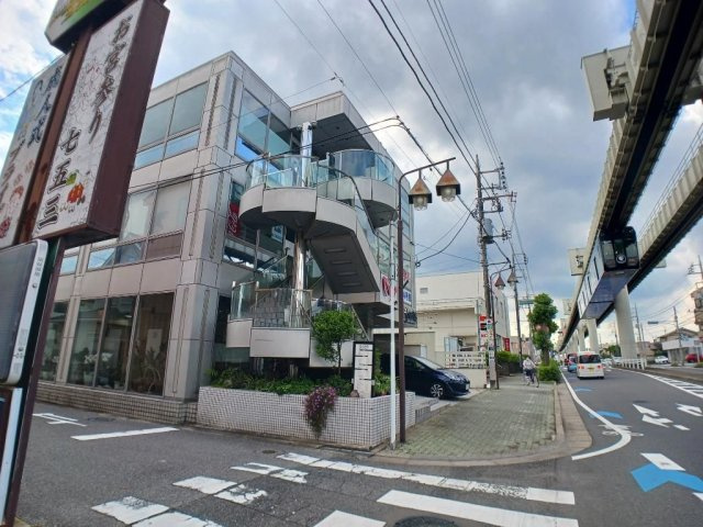 千葉市若葉区千城台西１丁目の店舗事務所の外観