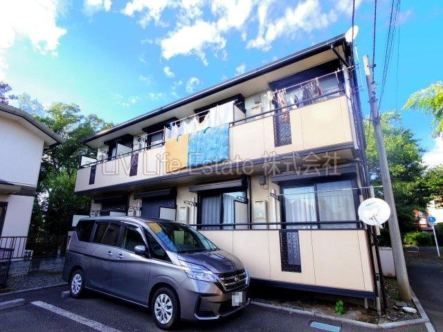 東村山市萩山町１丁目のアパートの外観