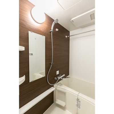 【浴室】 | ラクラス中野富士見町 | 浴室乾燥機付きバス。