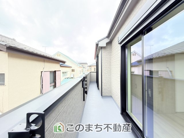 ハートフルタウン宇都宮市双葉2丁目438番のバルコニー|南向きの大型バルコニーは陽当り良好で、たっぷりのお洗濯物もよく乾きます！
さらにインナーバルコニーなので雨の日でも安心してお出かけできますね♪