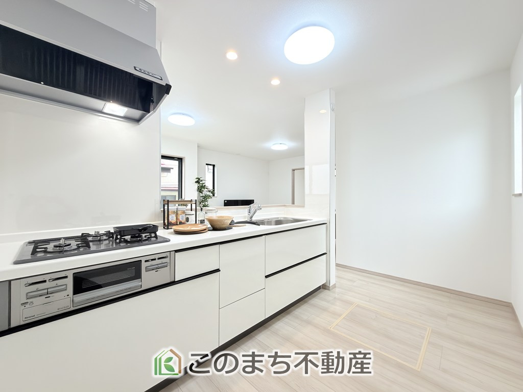 ハートフルタウン宇都宮市双葉2丁目438番のキッチン|人気の対面式キッチン☆料理をしながらご家族とコミュニケーションが取れます♪