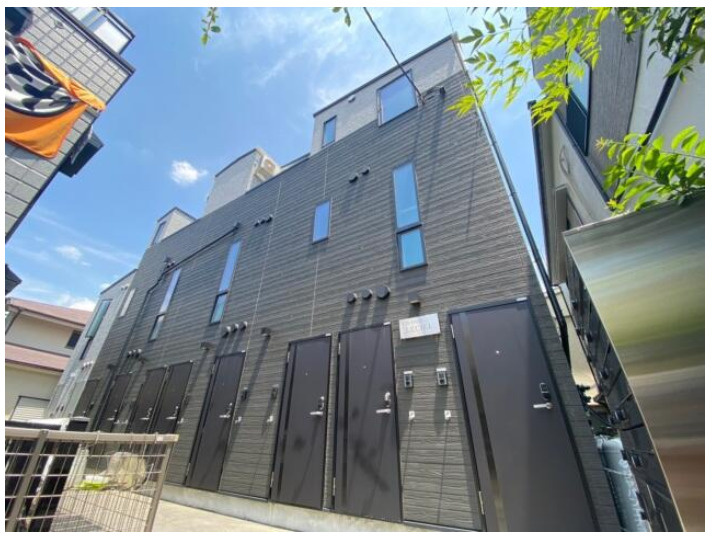 CB王子ルシエルの外観