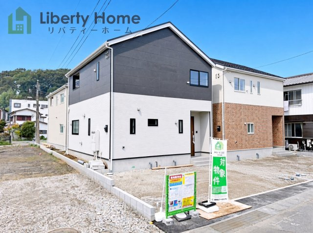 土浦市小松第7　新築戸建　2号棟の外観|ご予約をいただければ、『平日の空いた時間』『周辺物件まとめて見たい』『1件だけ見たい』ももちろん可能です♪
お気軽にお問合せください♪