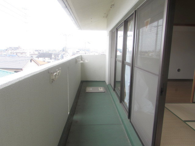 フローラル良元のバルコニー|※同建物の類似写真となります。