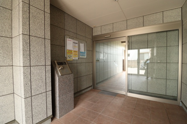 【エントランス】フォブール寺川 