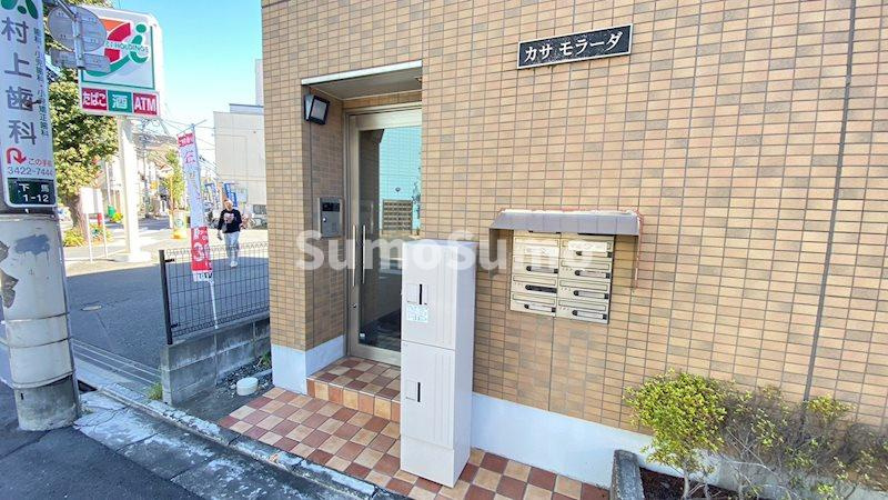 カサ モラーダのエントランス|清潔なエントランスです