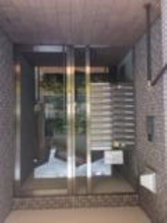 コンフォート宮町のエントランス