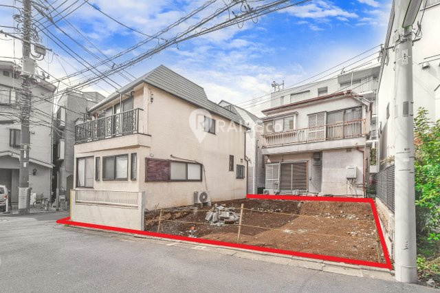 【外観】 | 東五反田＿JR山手線を含む２線３駅利用可能な東南角地　建築条件はございません | 対象地は古屋と更地全てです。