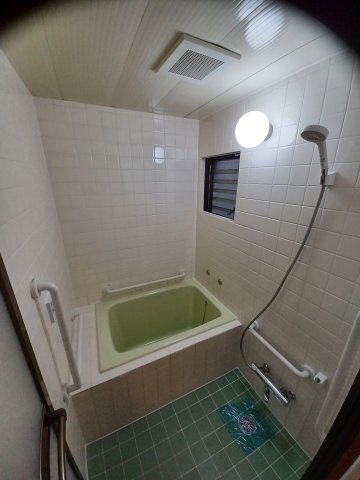 幸楽ビルの浴室