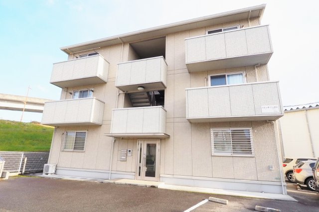 パティオにしはらの外観