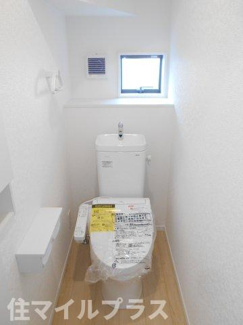 【トイレ】 | 二本松市郭内2丁目新築一戸建て6棟 | 落ち着いた色調のトイレです