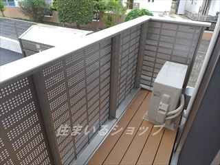 広島市安佐北区三入２丁目のアパートのバルコニー