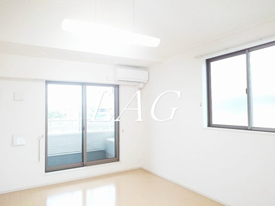 【居間・リビング】 | ブリランテ | 洋室のお部屋です。