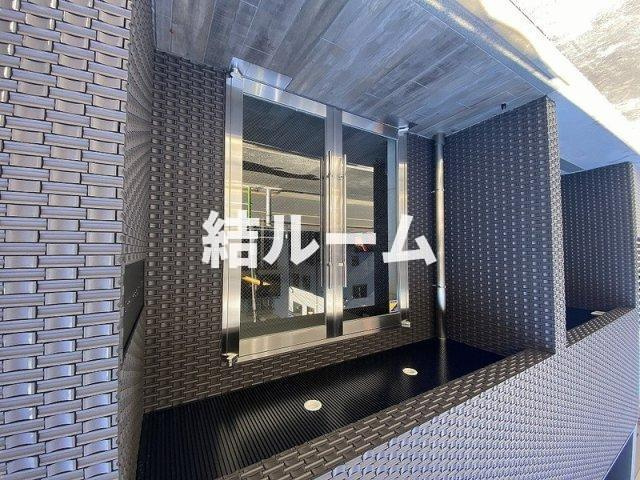 板橋区高島平１丁目の賃貸マンションのエントランス