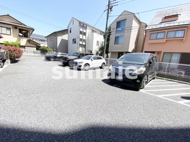 アロッジオの駐車場|敷地内駐車場！