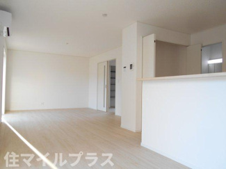 【居間・リビング】 | 二本松市郭内2丁目新築一戸建て6棟 | おしゃれなリビングです