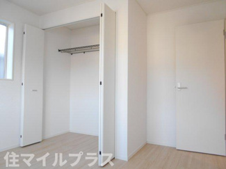【洋室】 | 二本松市郭内2丁目新築一戸建て6棟 | 個人の部屋や寝室として使える洋室です