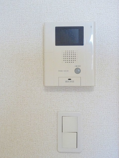 【セキュリティ】 | 女性の一人暮らしでも安心のTV付きオートロック