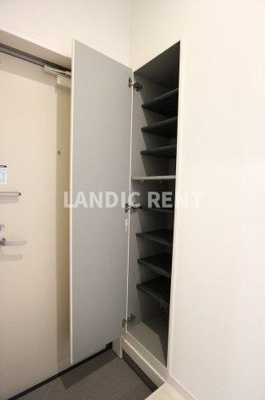 【玄関】 | REGALEST 博多駅南