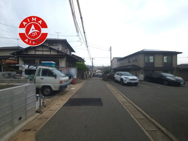 福岡市東区香住ヶ丘４丁目第2-1棟（1号棟）　の前面道路含む現地写真|前面道路です。
