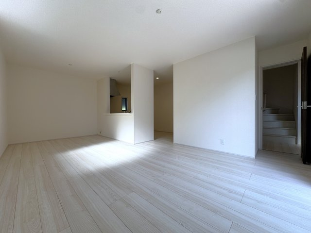 神戸市西区持子１丁目新築戸建の前面道路含む現地写真|2026年06月28日撮影