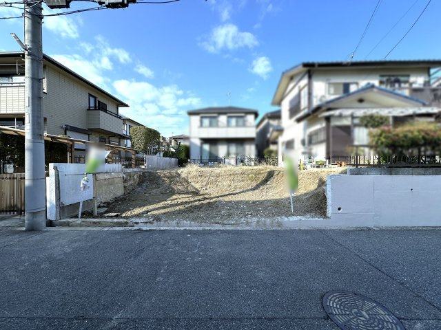 神戸市西区持子１丁目新築戸建の前面道路含む現地写真|2026年3月19日撮影