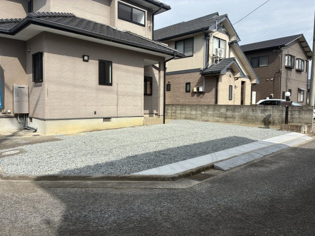 丸亀市垂水町　リフォーム戸建の駐車場