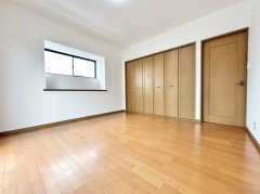 丸亀市垂水町　リフォーム戸建の洋室