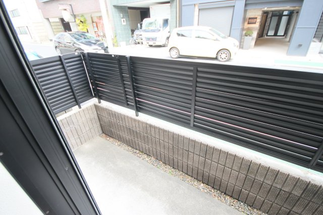 【バルコニー】