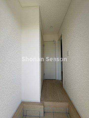 【玄関】 | 内覧の際には新生活をイメージしながら隅々までご覧くださいね。