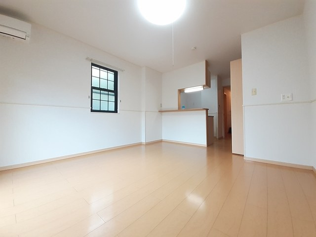 サンリット・ヴィラ神屋の居間・リビング