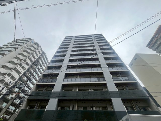 WORVE大阪本町の外観